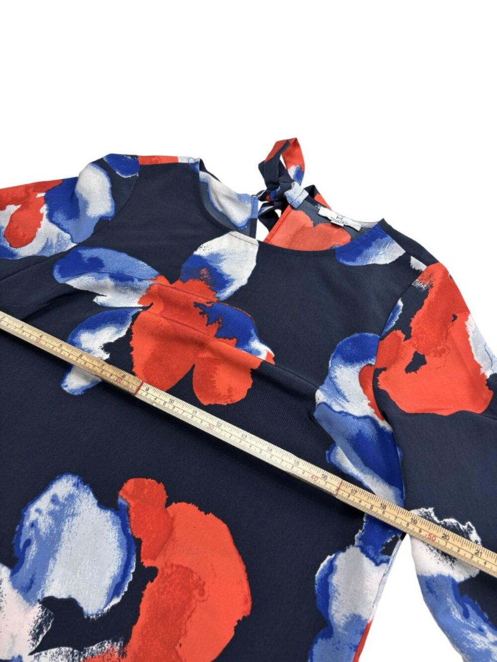 Floral Print Long-Sleeve Blouse With Tie Back & Flared Cuffs By Halston Womens M - Picture 6 of 9